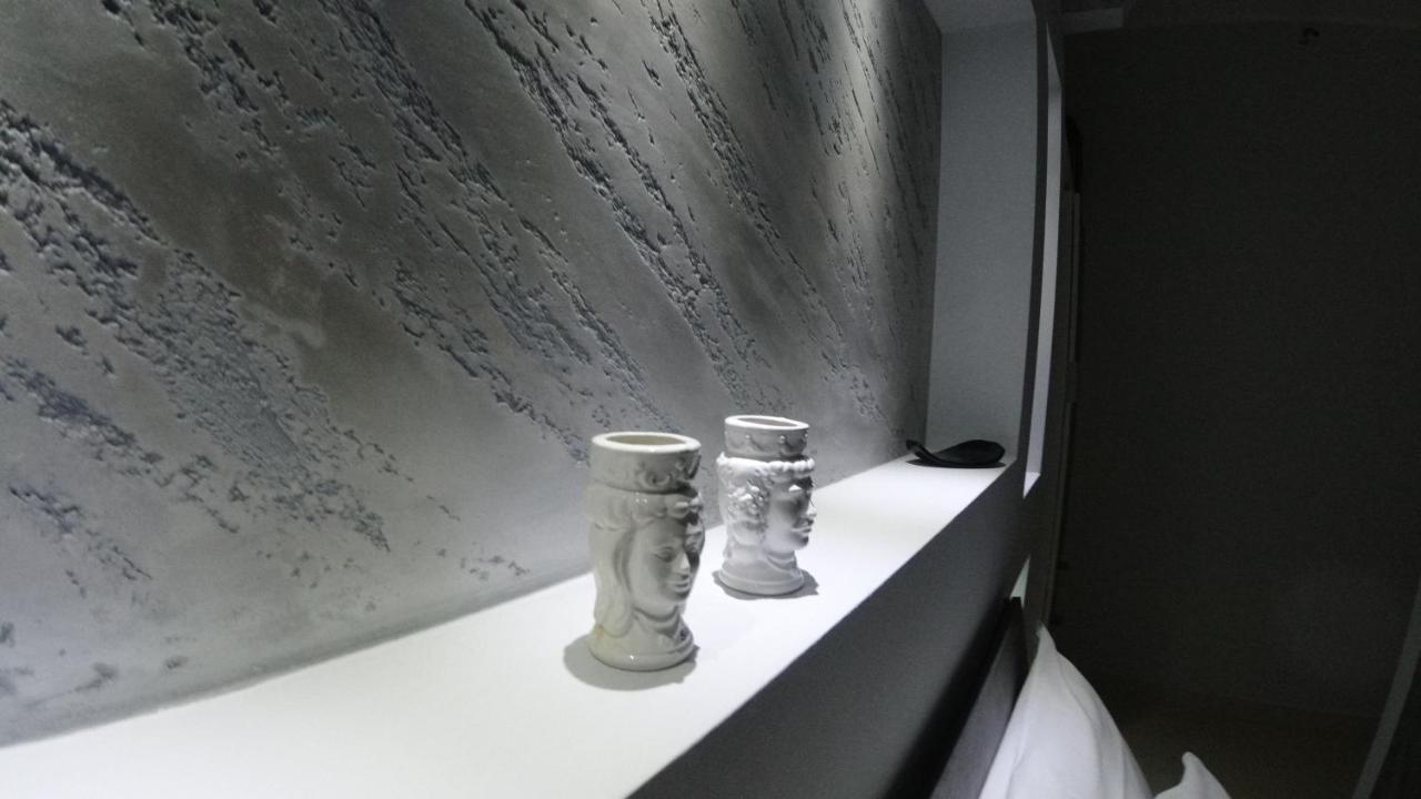 Il Cortiletto28 Rooms & House シラクーサ エクステリア 写真