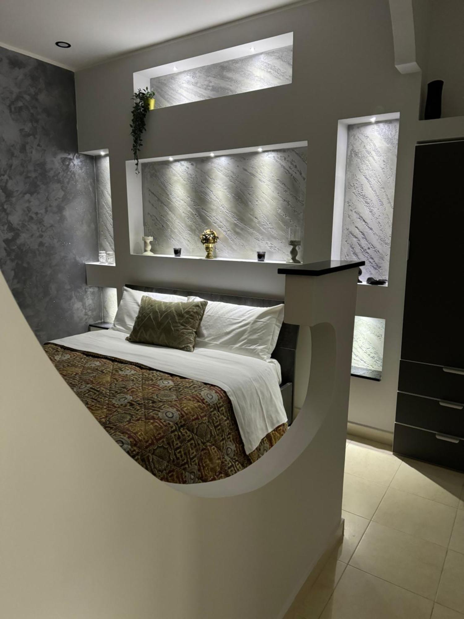 Il Cortiletto28 Rooms & House シラクーサ エクステリア 写真